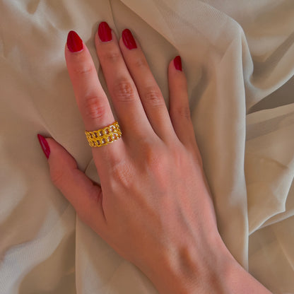 Golden Link Mesh Ring