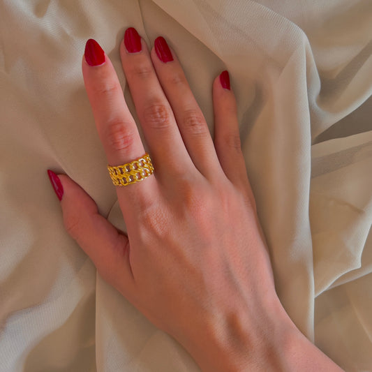 Golden Link Mesh Ring